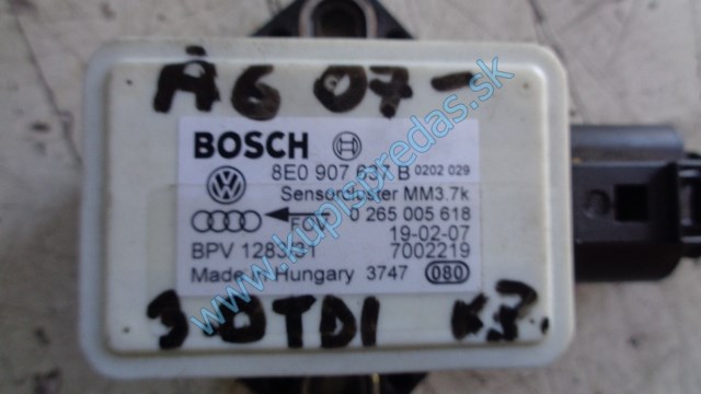 riadiaca jednotka zrýchlenia na audi a6 C6, 8E0907637B